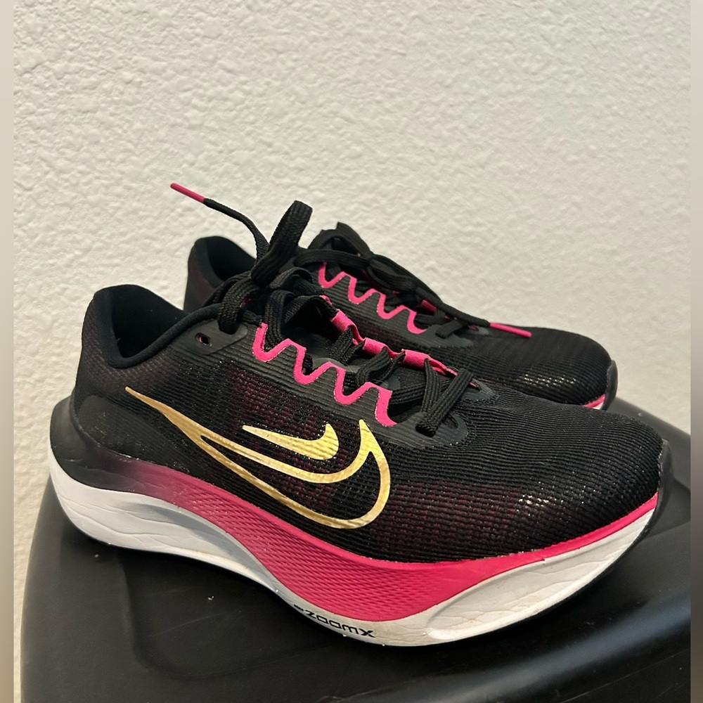 Nike ZOOMX Black Running-Size 7